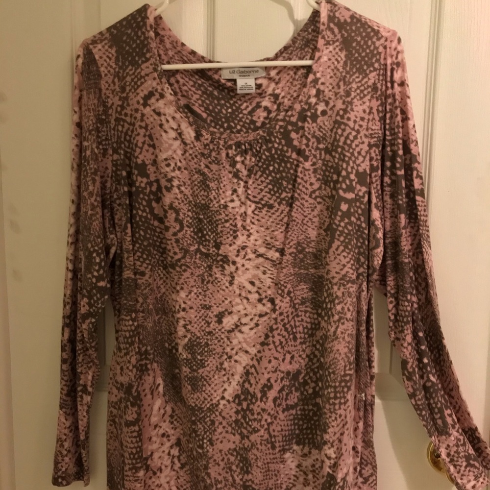 A Liz Caiborne Crew Neck, Long Sleeve shirt.